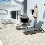Casa Teguise - 1b 2 By Escape Puerto del Carmen (Lanzarote)